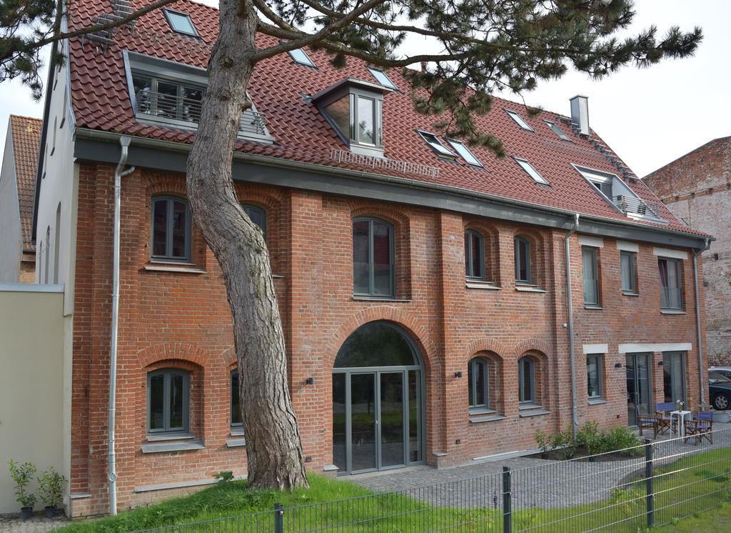 Backsteinspeicher Stralsund Exterior foto