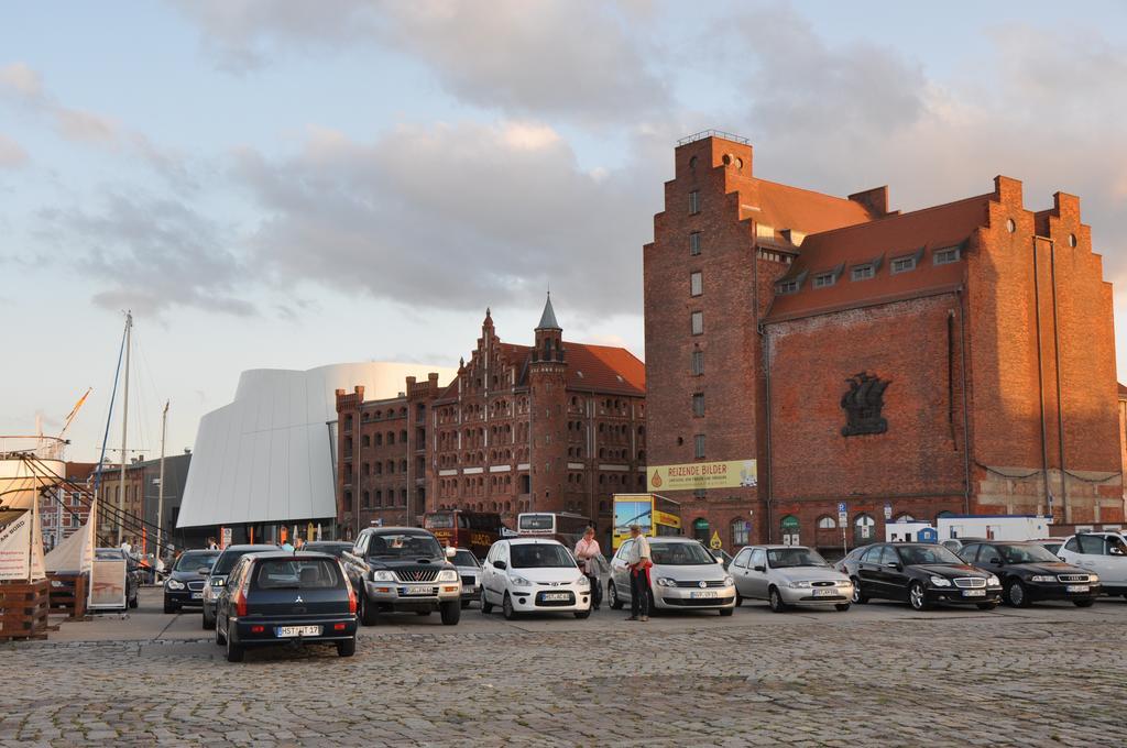 Backsteinspeicher Stralsund Exterior foto