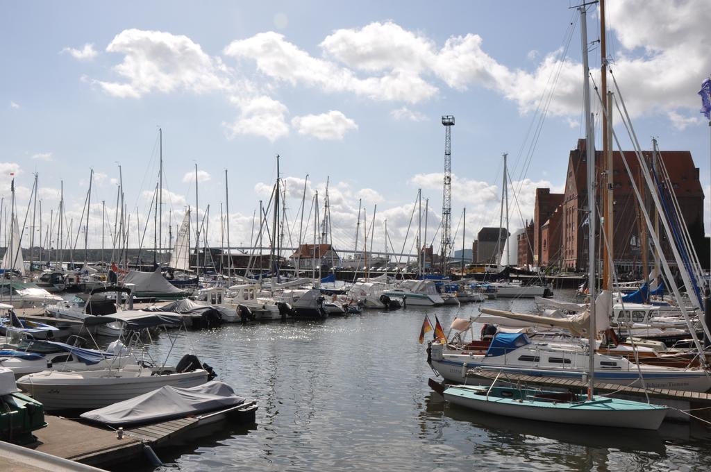 Backsteinspeicher Stralsund Exterior foto